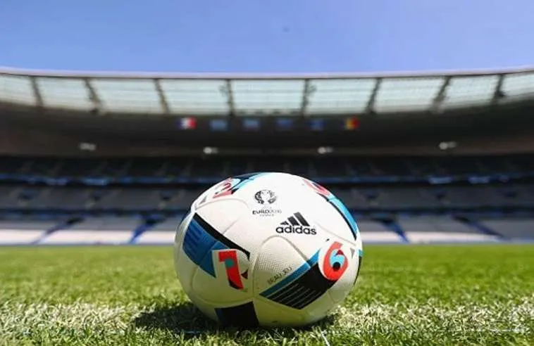 Tìm Hiểu Bóng Đá 8DAY: Hành Trình Cá Cược Đỉnh Cao Cho Dân Chơi